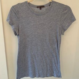 Vince XS women’s short sleeve T in light blue
